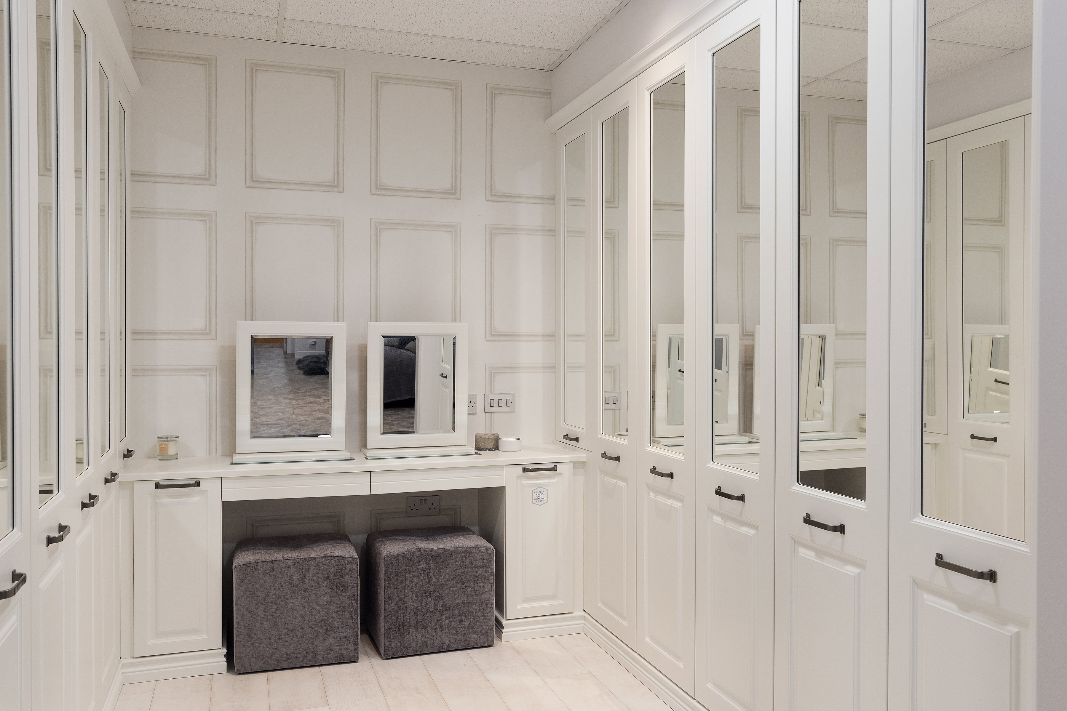 Willesley white bedroom hedge end showroom
